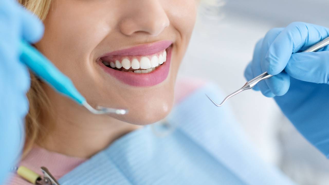 Can a Cracked Tooth Heal on Its Own? The Honest Answer